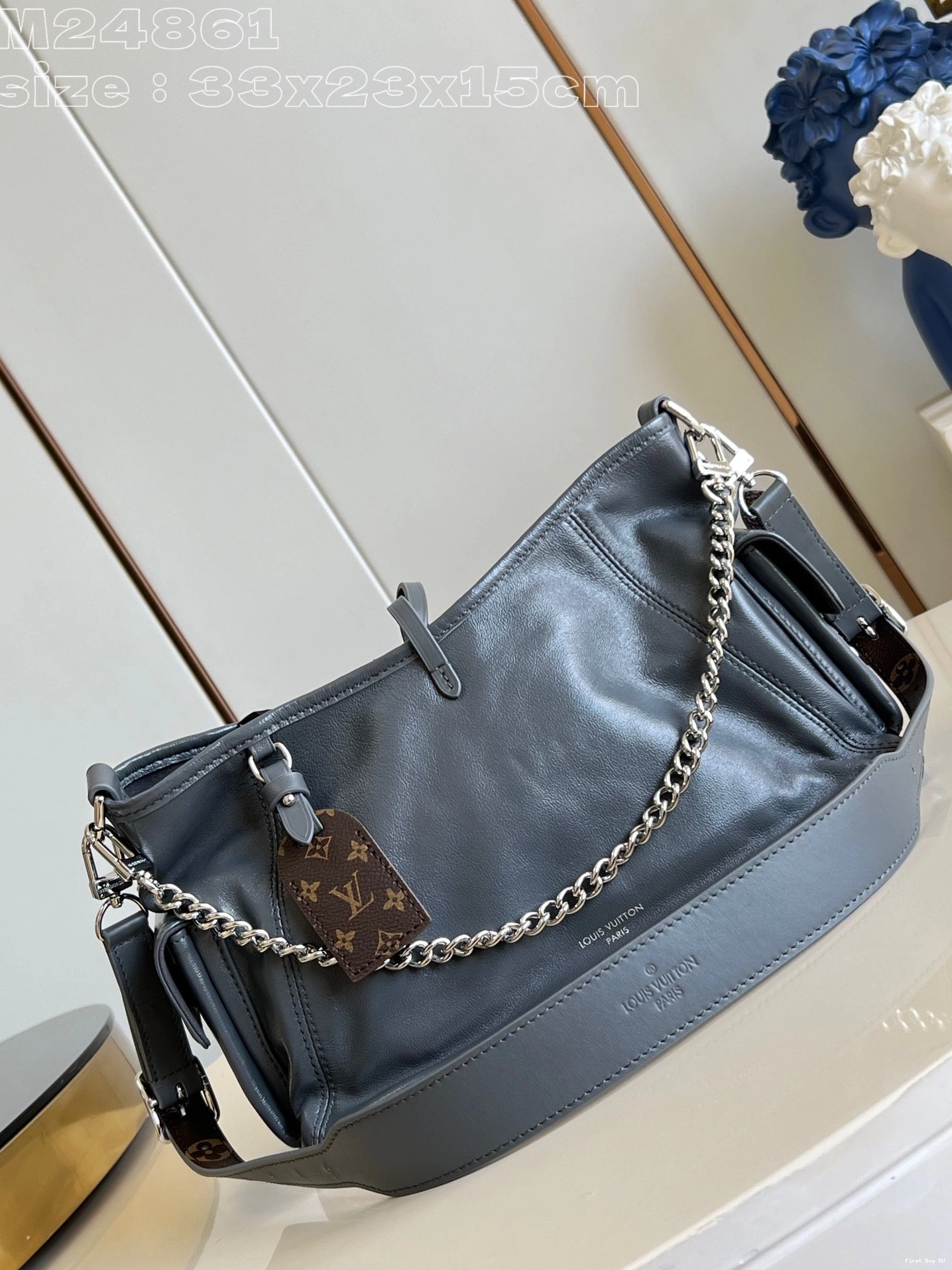 First bag ru x VUITTON 23x15cm -33.5 LOUIS Cargo CarryAll 0824